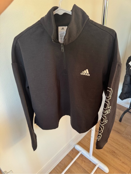 adidas Tops - Adidas Essential Women's Fleece Loose Cropped 1/4-Zip Pullover in black Size XL